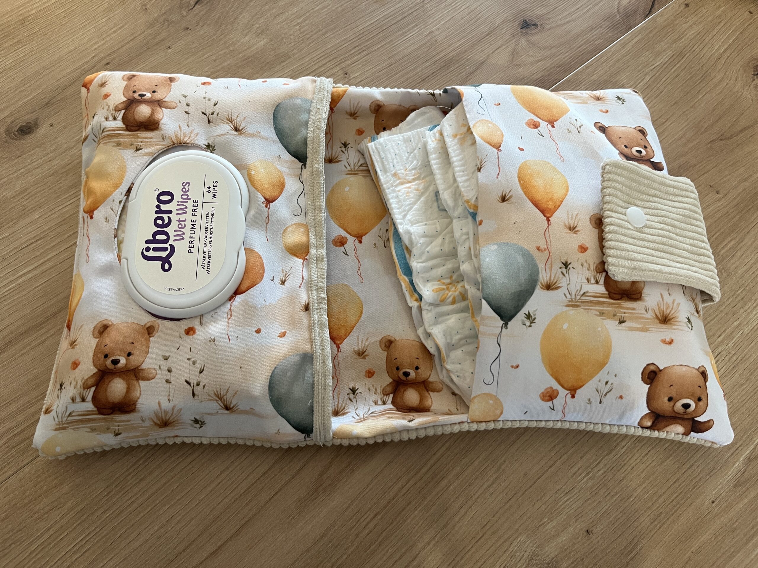 Bézs kordbársony pelenkázó neszeszer őzikés belsővel - Image 4