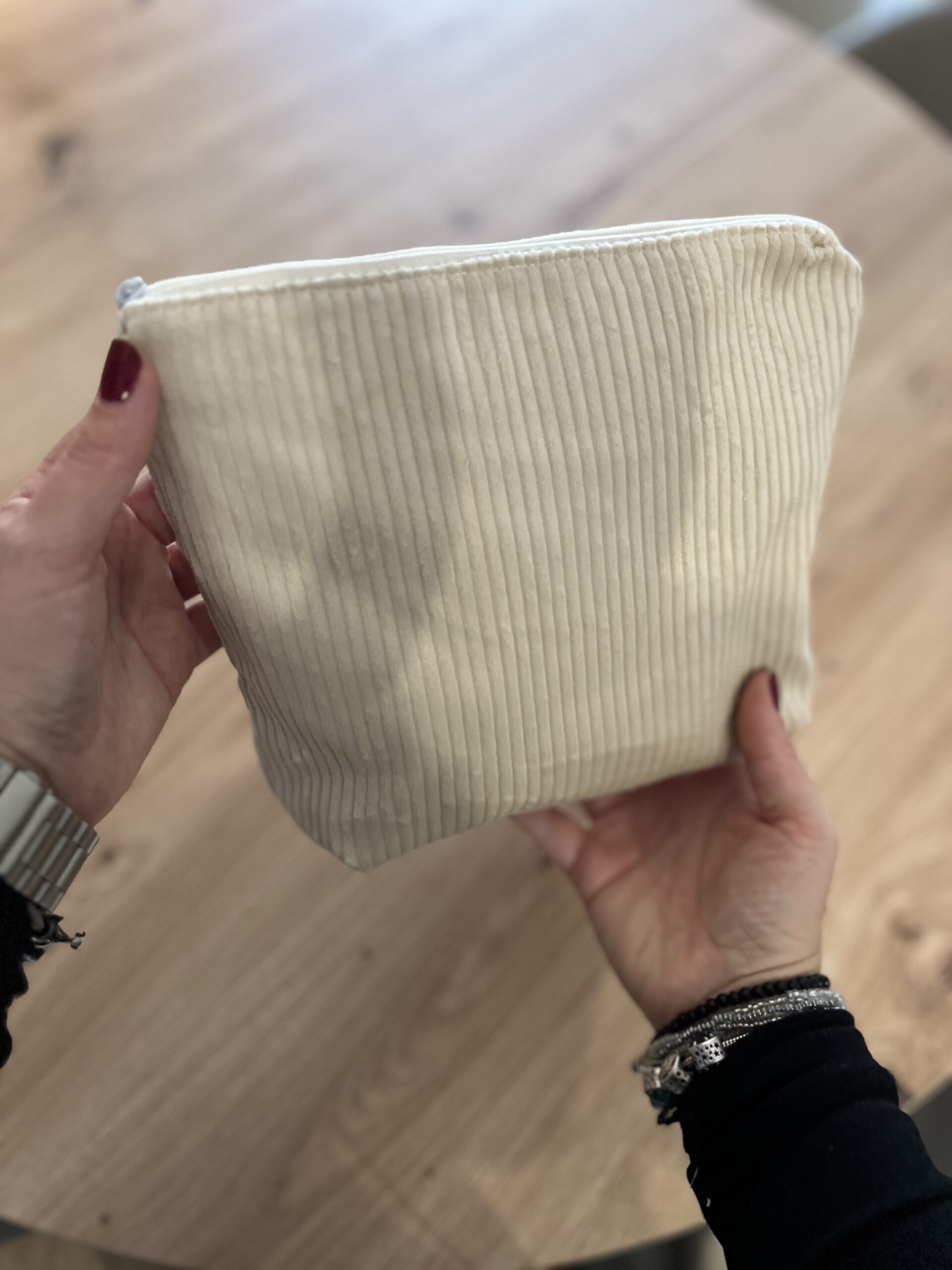 Bézs kordbársony neszeszer - Image 2